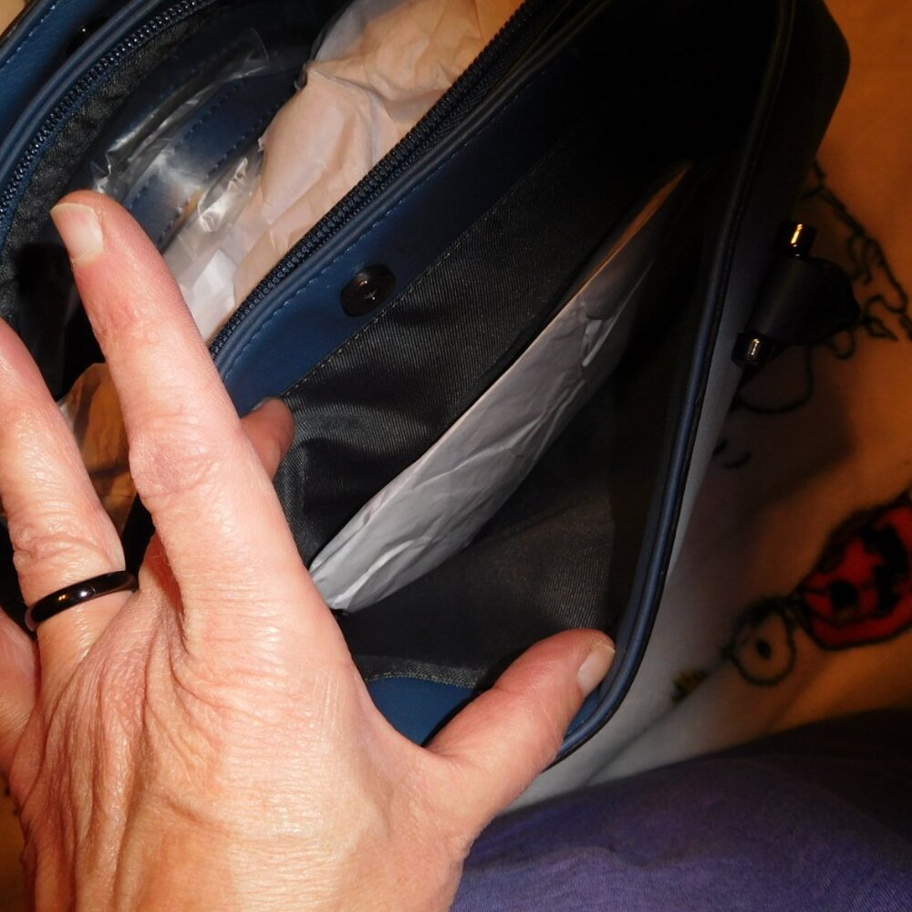 NWT Simply Vera Vera Wang Caitlin Functional Satchel Bag blue tie dye - Picture 12 of 16